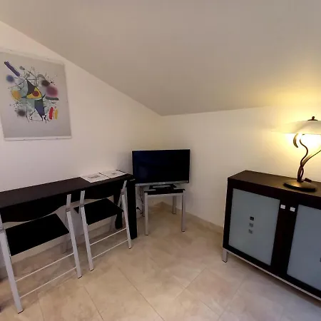 Apartment La Fontaine
